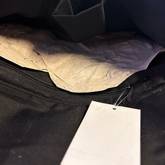 NEW Nordstroms Silver Snakeskin Clutch Glam Shiny Club - Picture 4 of 5